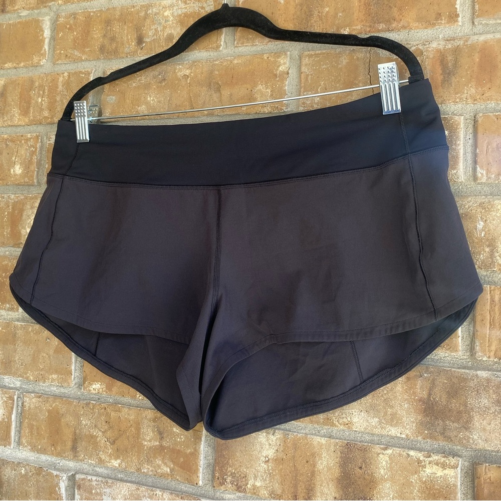 Lululemon Speed Up Short *2.5" in Black ~ Size 10 - Picture 3 of 9